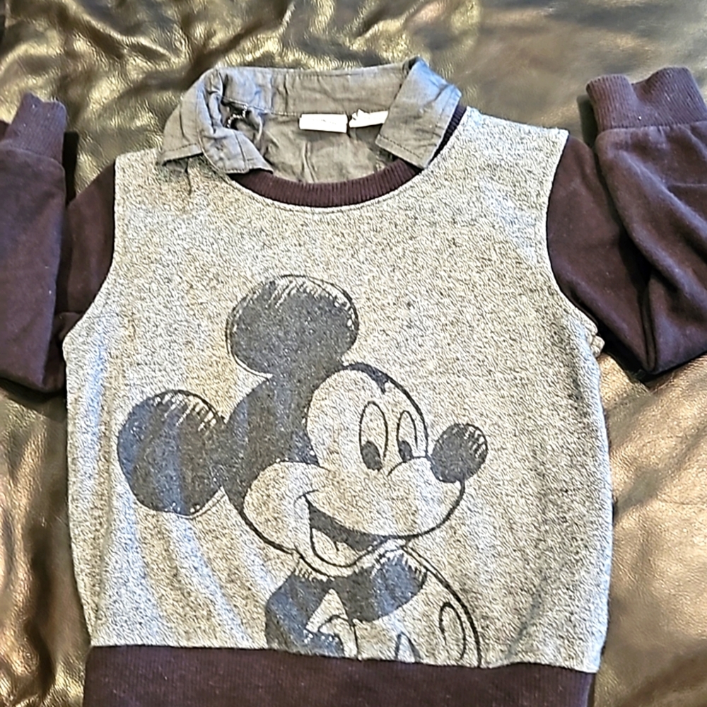 Mickey Sweater - Picture 1 of 4